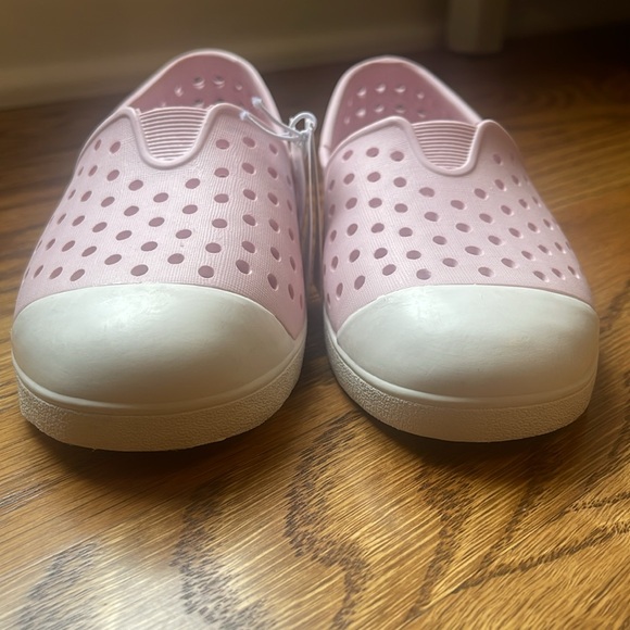 Old navy sz 11 sandals kids girls pink water shoes NWT - Picture 4 of 5